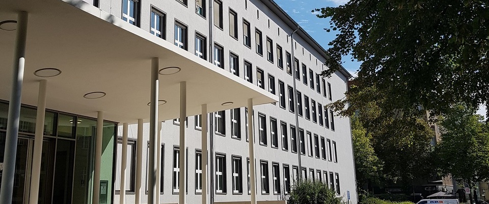Eingang Fachgerichtszentrum Köln - Eingangsbereich